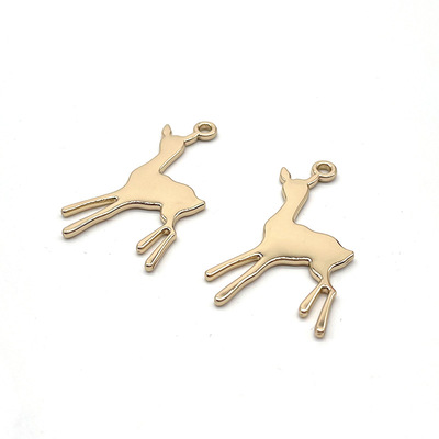 箱包五金开云体育吊牌配件 女包开云体育吊牌 浅金色光面鹿吊饰厂家定制